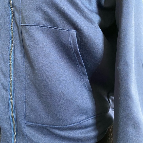 New Balance Women's Determination Reversible Jacket - Picture 14 of 16